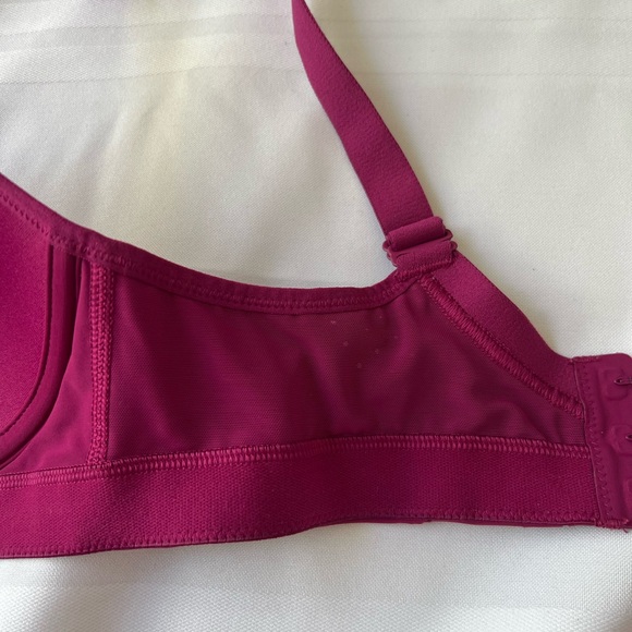 Lululemon | Run Times High Support Bra | Size 34C - Picture 10 of 12